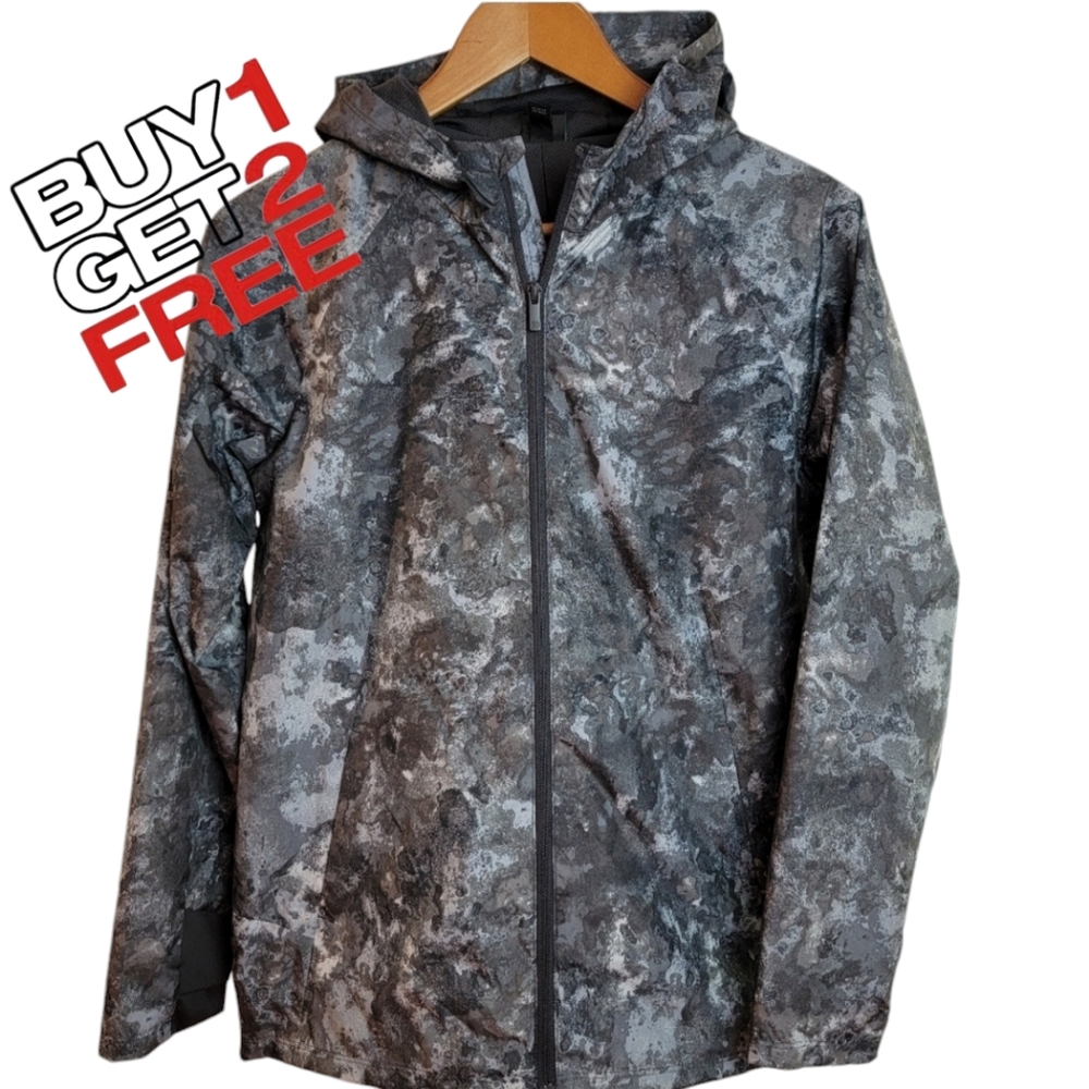 All in Motion Boys' Gray Camo‎ Rain Jacket XL (16)